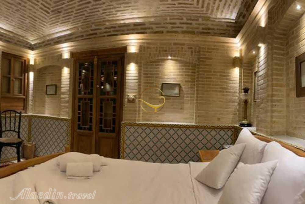 هتل بوتیک خانه شیرازی شیراز